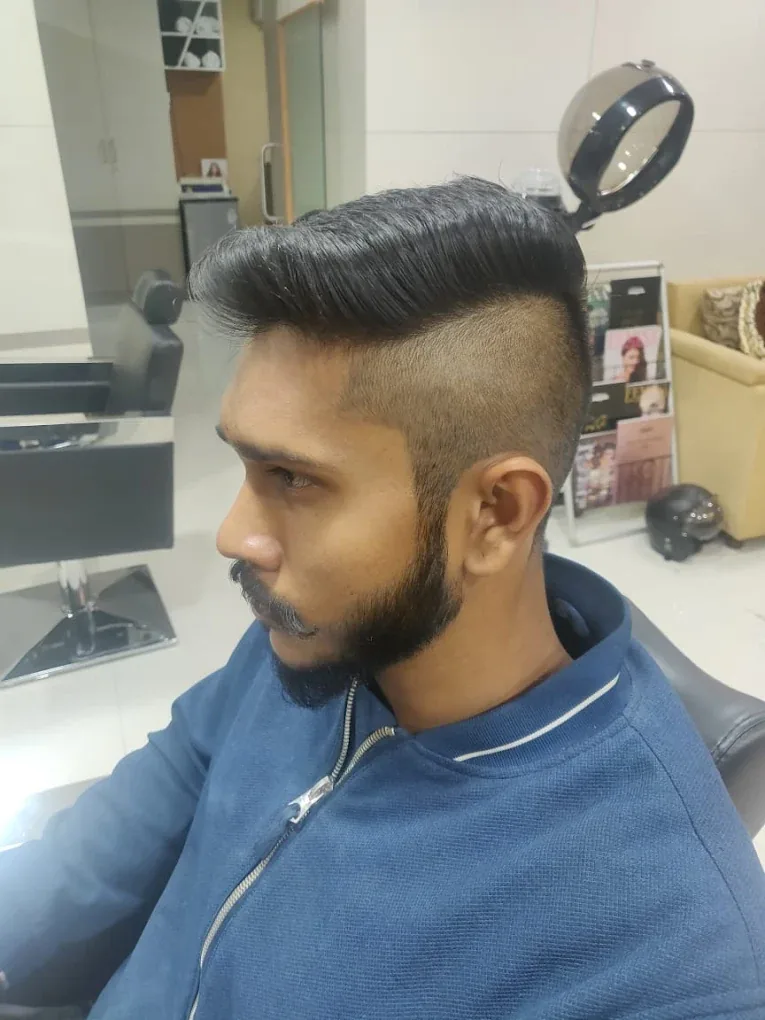 Men's haircut at Enchant Unisex Salon HSR Layout Bengaluru